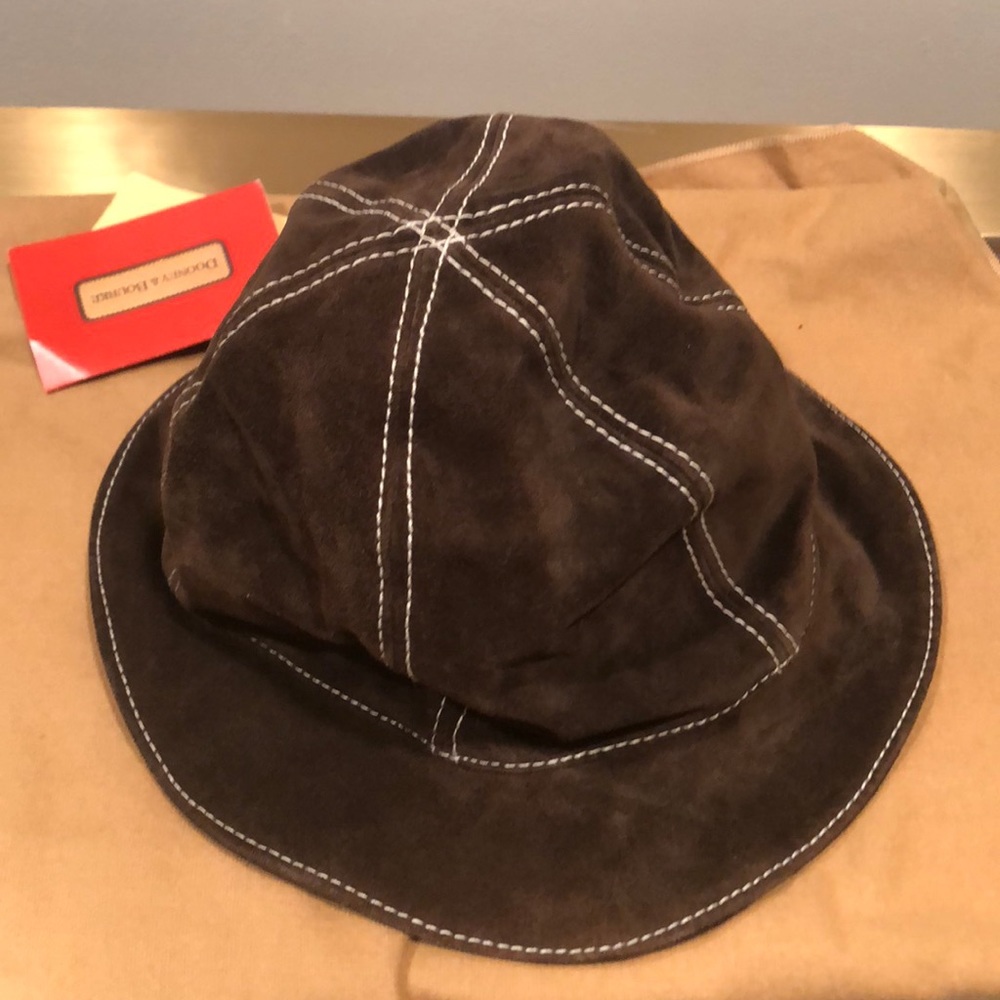 NWT Dooney & Bourke brown suede cap